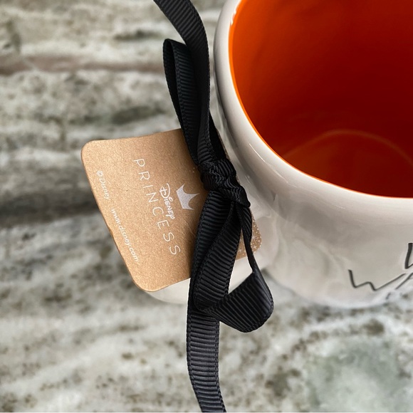 Snow White Rae Dunn Seven Dwarfs Whistle While You Work Mug Set - Picture 7 of 7